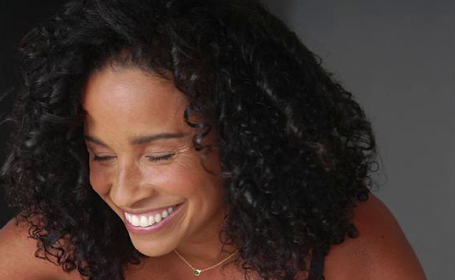 Maxine Sneed: The Quiet Architect Behind Two Famous Daughters and a Complicated Family Story